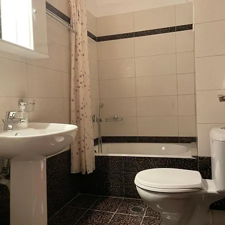 Pefkias Apartment *