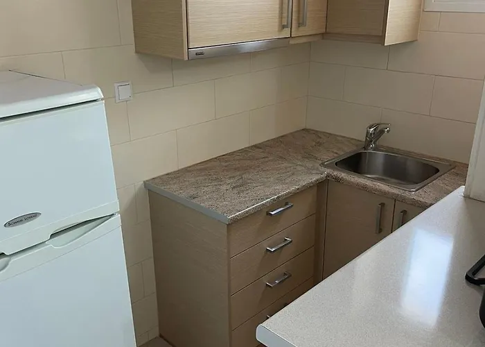 Апартаменты Pefkias *